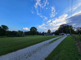 291 Phillips Lane, Springville, IN 47462