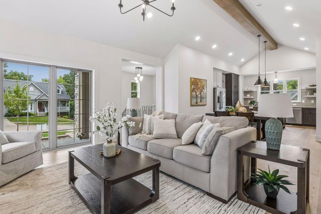 163 2nd Street, Excelsior, MN 55331