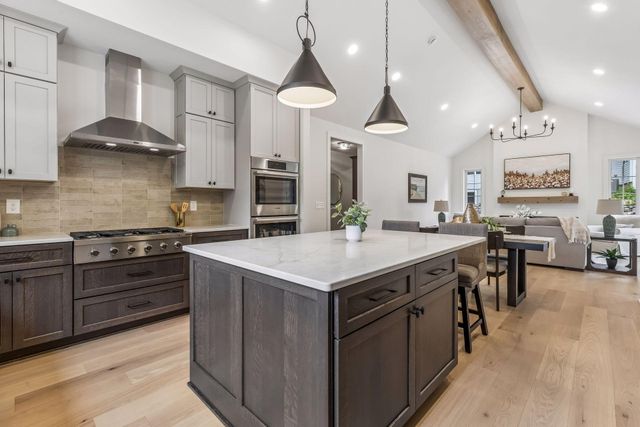 163 2nd Street, Excelsior, MN 55331