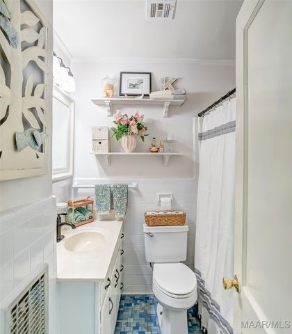 3325 Richardson Road S, Hope Hull, AL 36043