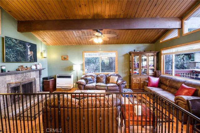 24719 Valle, Crestline, CA 92325