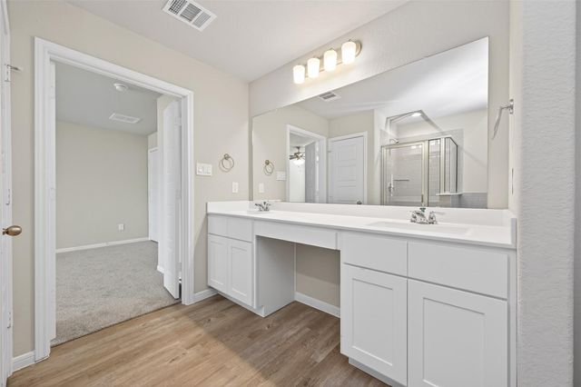 202 Emerald Thicket Lane, Huffman, TX 77336