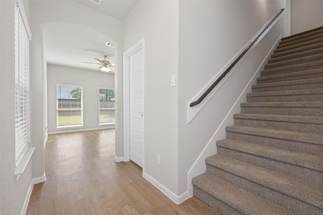 202 Emerald Thicket Lane, Huffman, TX 77336