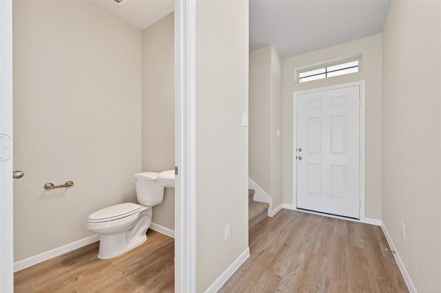 202 Emerald Thicket Lane, Huffman, TX 77336