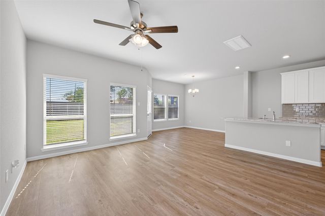 202 Emerald Thicket Lane, Huffman, TX 77336