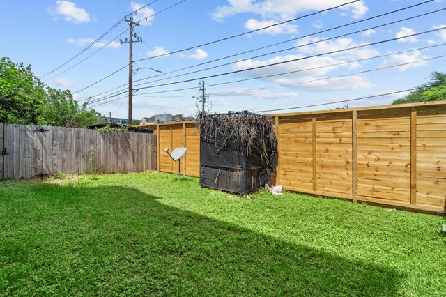 926 Lester Street, Houston, TX 77007