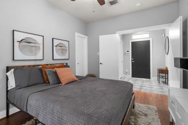 926 Lester Street, Houston, TX 77007