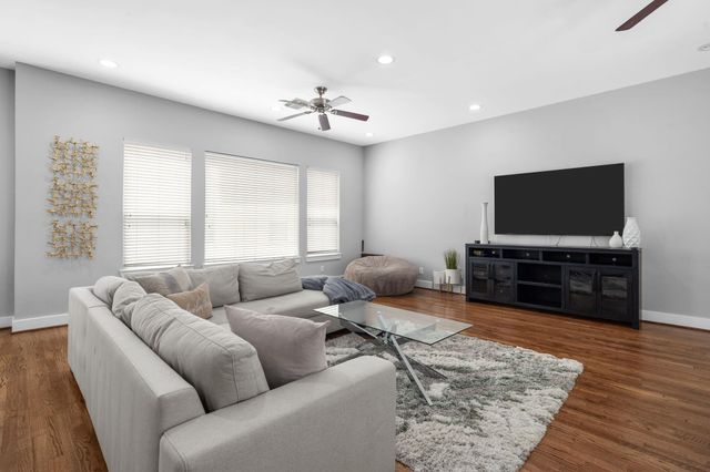 926 Lester Street, Houston, TX 77007