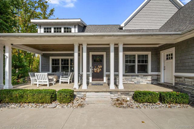 1306 Victoria Lane, Fenton Charter Township, MI 48430