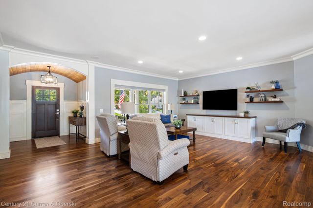 1306 Victoria Lane, Fenton Charter Township, MI 48430