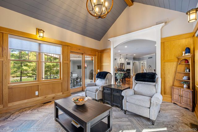 1306 Victoria Lane, Fenton Charter Township, MI 48430