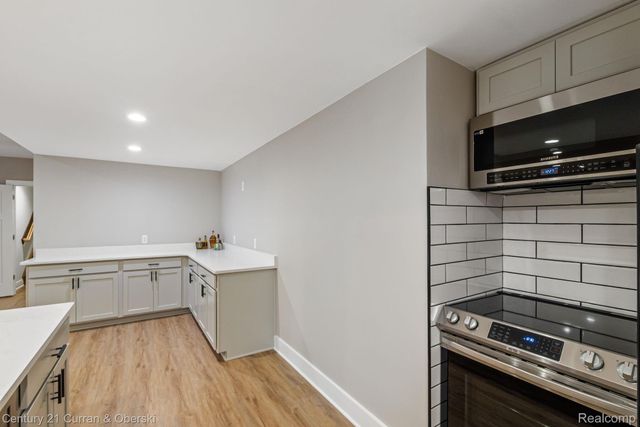 1306 Victoria Lane, Fenton Charter Township, MI 48430