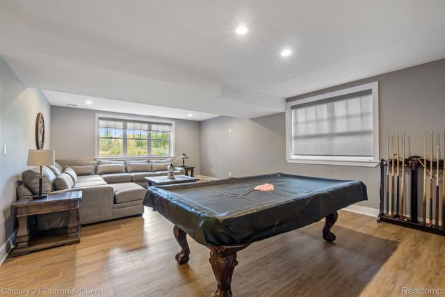 1306 Victoria Lane, Fenton Charter Township, MI 48430