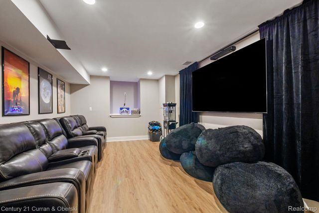 1306 Victoria Lane, Fenton Charter Township, MI 48430