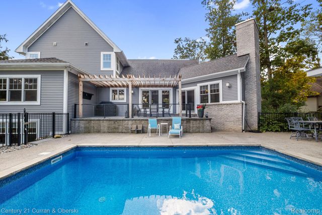 1306 Victoria Lane, Fenton Charter Township, MI 48430