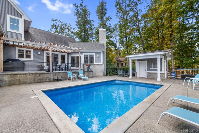 1306 Victoria Lane, Fenton Charter Township, MI 48430