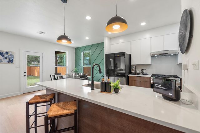 2514 Preserve TRL, Cedar Park, TX 78613