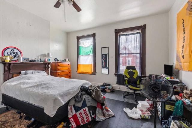 2327 Stratford Avenue, Cincinnati, OH 45219