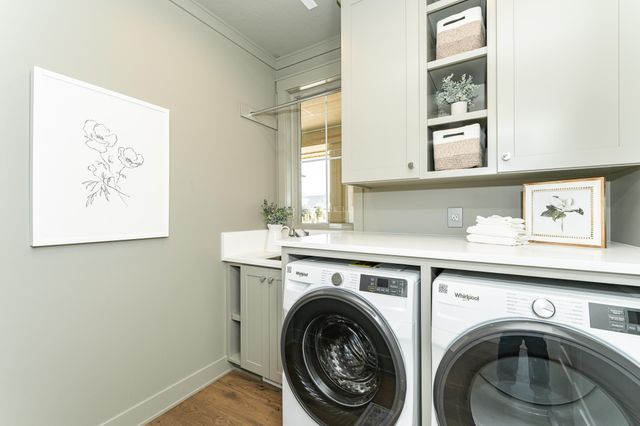 1747 Mayowood Court SW, Rochester, MN 55902