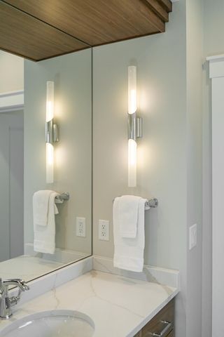 1747 Mayowood Court SW, Rochester, MN 55902