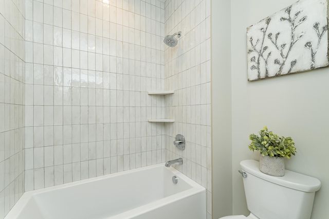 1747 Mayowood Court SW, Rochester, MN 55902