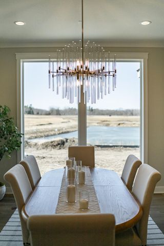 1747 Mayowood Court SW, Rochester, MN 55902