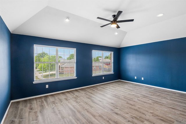 9009 Water Oak Drive, Arlington, TX 76002