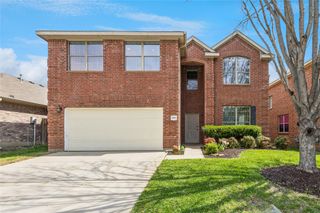 9009 Water Oak Drive, Arlington, TX 76002