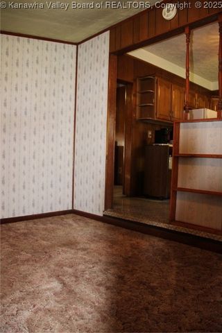 340 Morris Drive, Montgomery, WV 25136