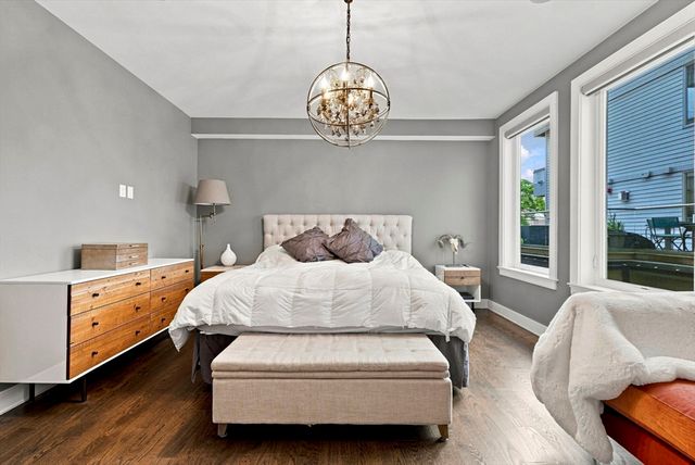 407 W 1st St 101, Boston, MA 02127