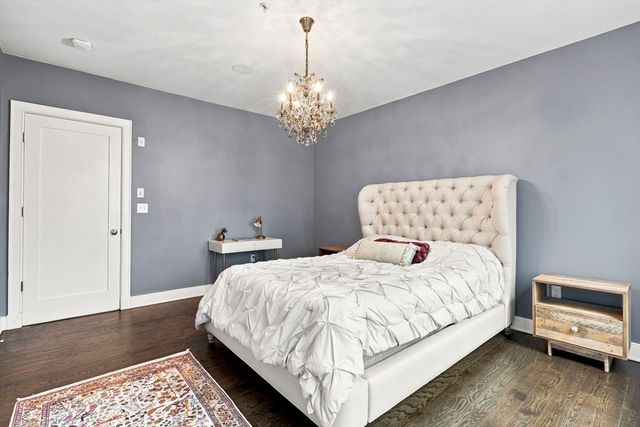 407 W 1st St 101, Boston, MA 02127