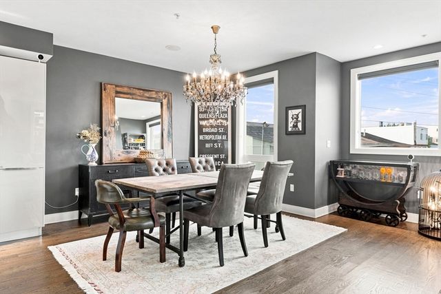 407 W 1st St 101, Boston, MA 02127