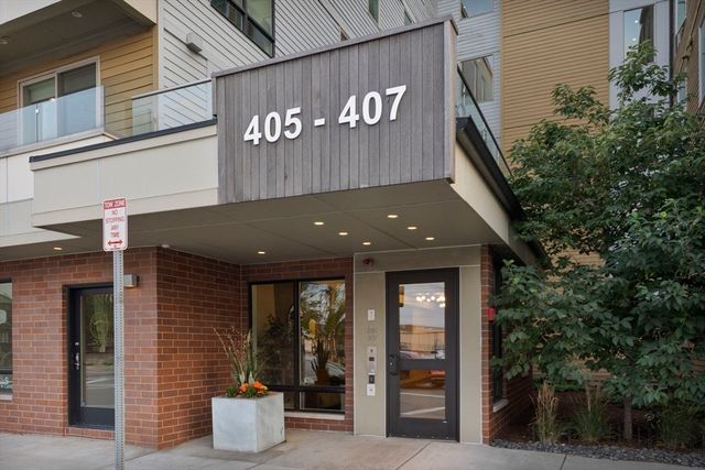 407 W 1st St 101, Boston, MA 02127