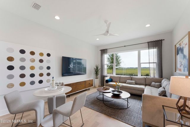 274 ROSCOE Boulevard, Ponte Vedra Beach, FL 32082