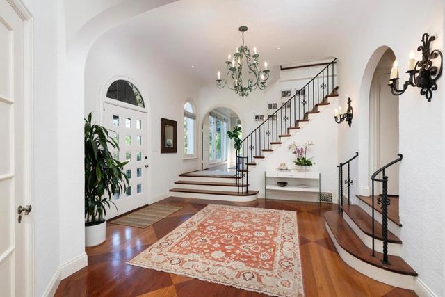 335 El Portal Avenue, Hillsborough, CA 94010