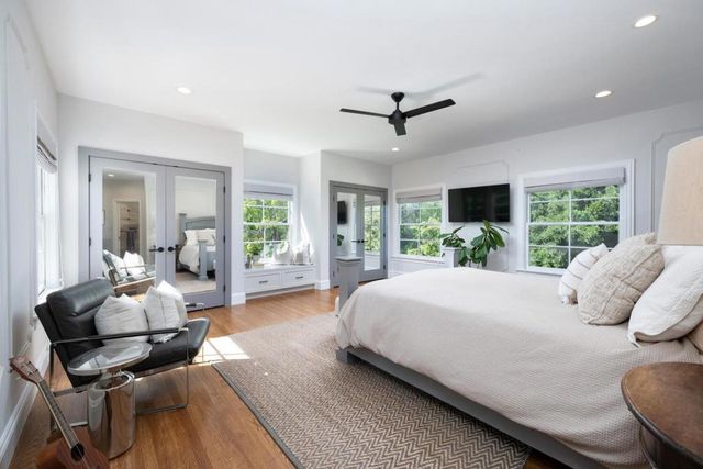 335 El Portal Avenue, Hillsborough, CA 94010