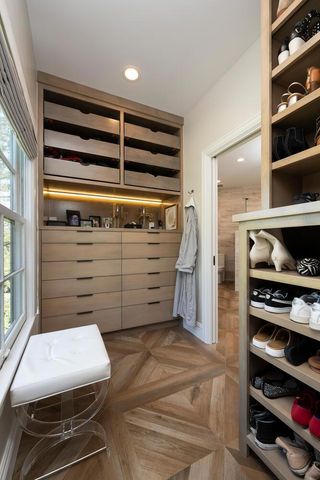 335 El Portal Avenue, Hillsborough, CA 94010