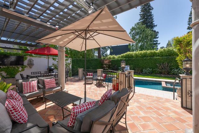 335 El Portal Avenue, Hillsborough, CA 94010