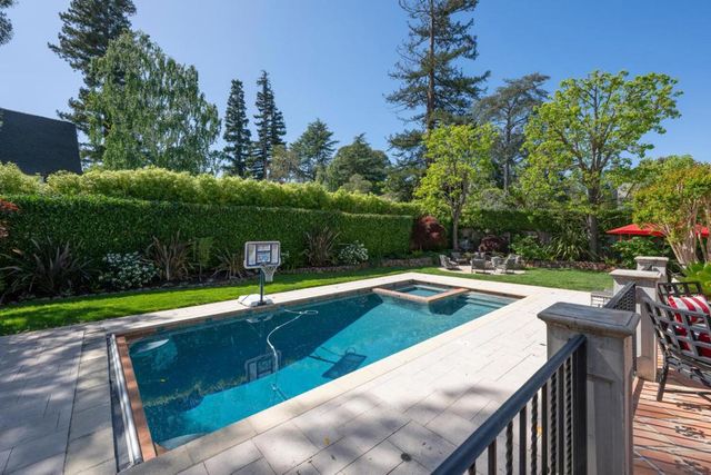 335 El Portal Avenue, Hillsborough, CA 94010