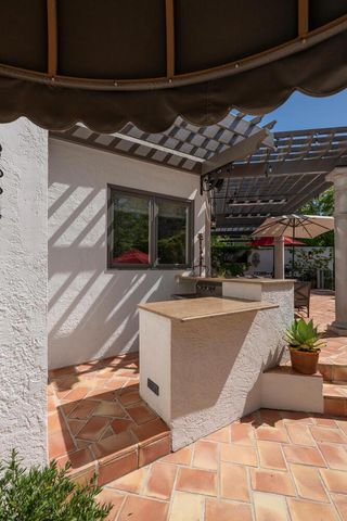 335 El Portal Avenue, Hillsborough, CA 94010