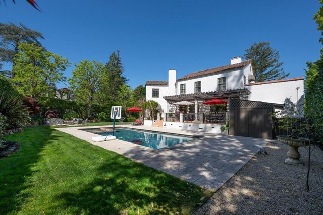 335 El Portal Avenue, Hillsborough, CA 94010