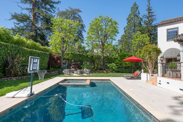 335 El Portal Avenue, Hillsborough, CA 94010