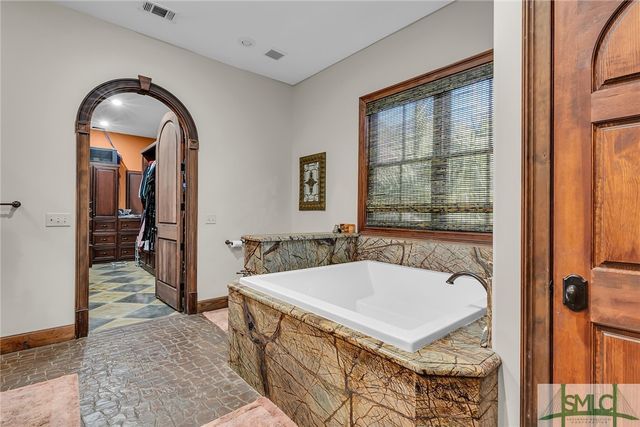 777 Roebling Road, Bloomingdale, GA 31302