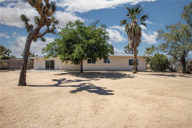 58390 Delano Trail, Yucca Valley, CA 92284