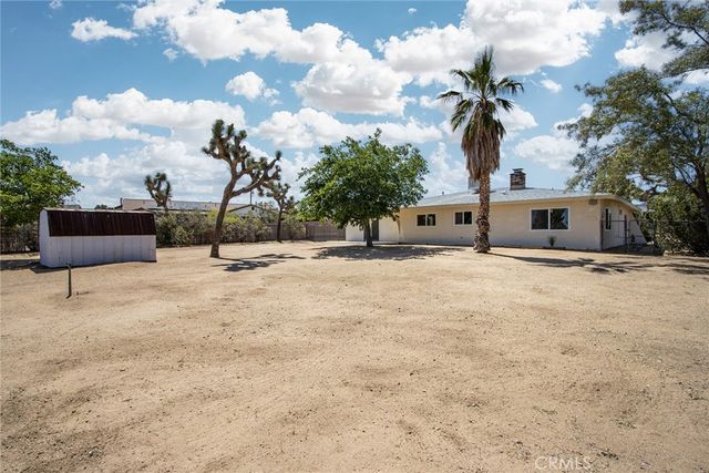 58390 Delano Trail, Yucca Valley, CA 92284