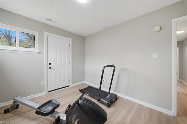 777 Holladay LN, Virginia Beach, VA 23455