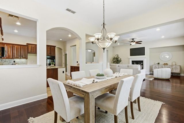992 Hardy Ln, Lincoln, CA 95648