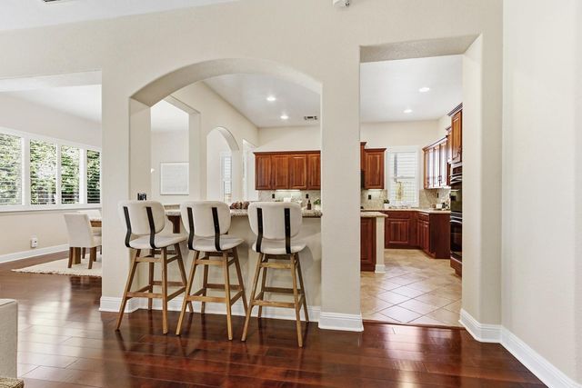 992 Hardy Ln, Lincoln, CA 95648