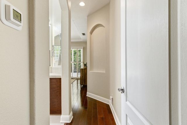 992 Hardy Ln, Lincoln, CA 95648