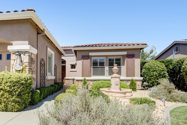 992 Hardy Ln, Lincoln, CA 95648